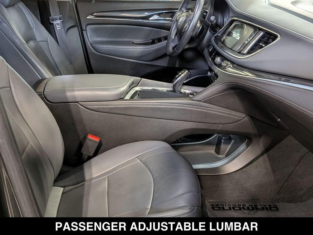 Used 2020 Buick Enclave Essence w/ Sound and Sites Package image 30
