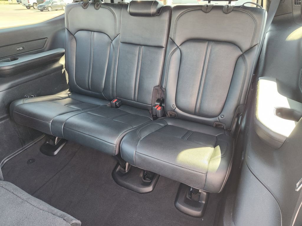 Used 2024 Jeep Wagoneer Series II w/ Flexible Seating Group RWD image 29