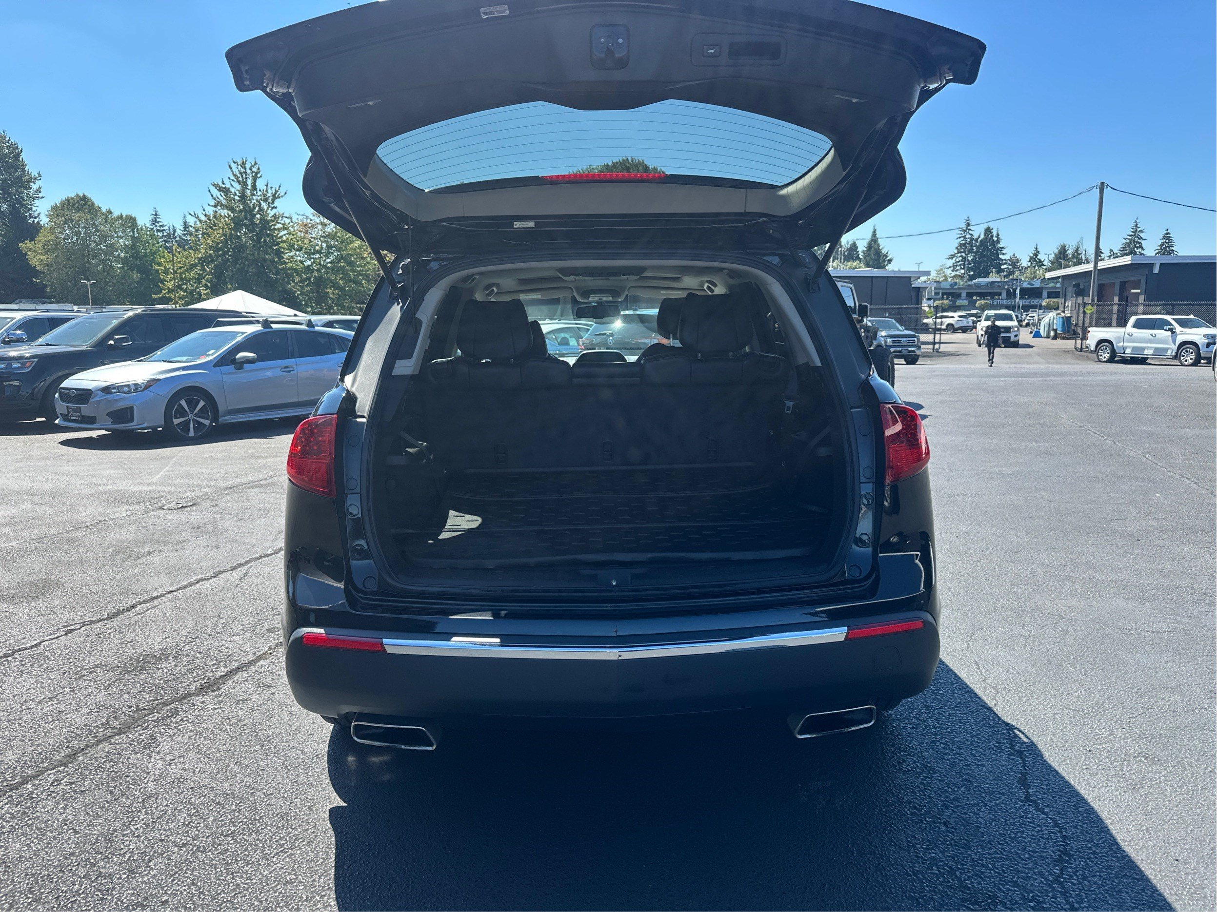 Used 2013 Acura MDX w/ Advance & Entertainment Pac AWD/4WD image 11