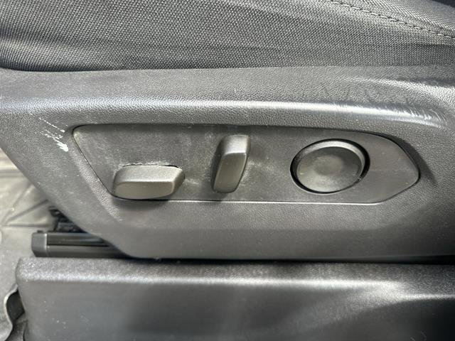 Used 2024 Chevrolet Silverado 2500 LT w/ Convenience Package AWD/4WD image 14