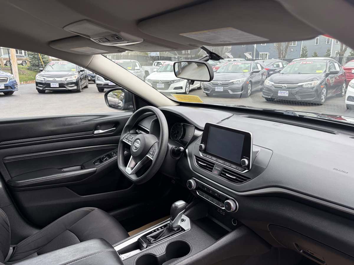 Used 2020 Nissan Altima 2.5 S FWD image 31