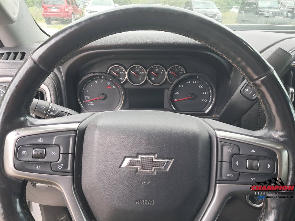 Used 2019 Chevrolet Silverado 1500 RST AWD/4WD image 16