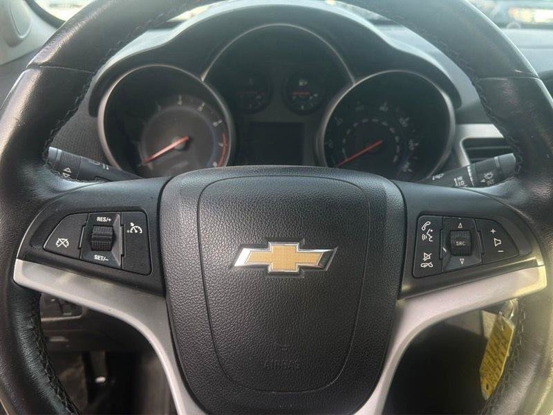 Used 2014 Chevrolet Cruze LT FWD image 20