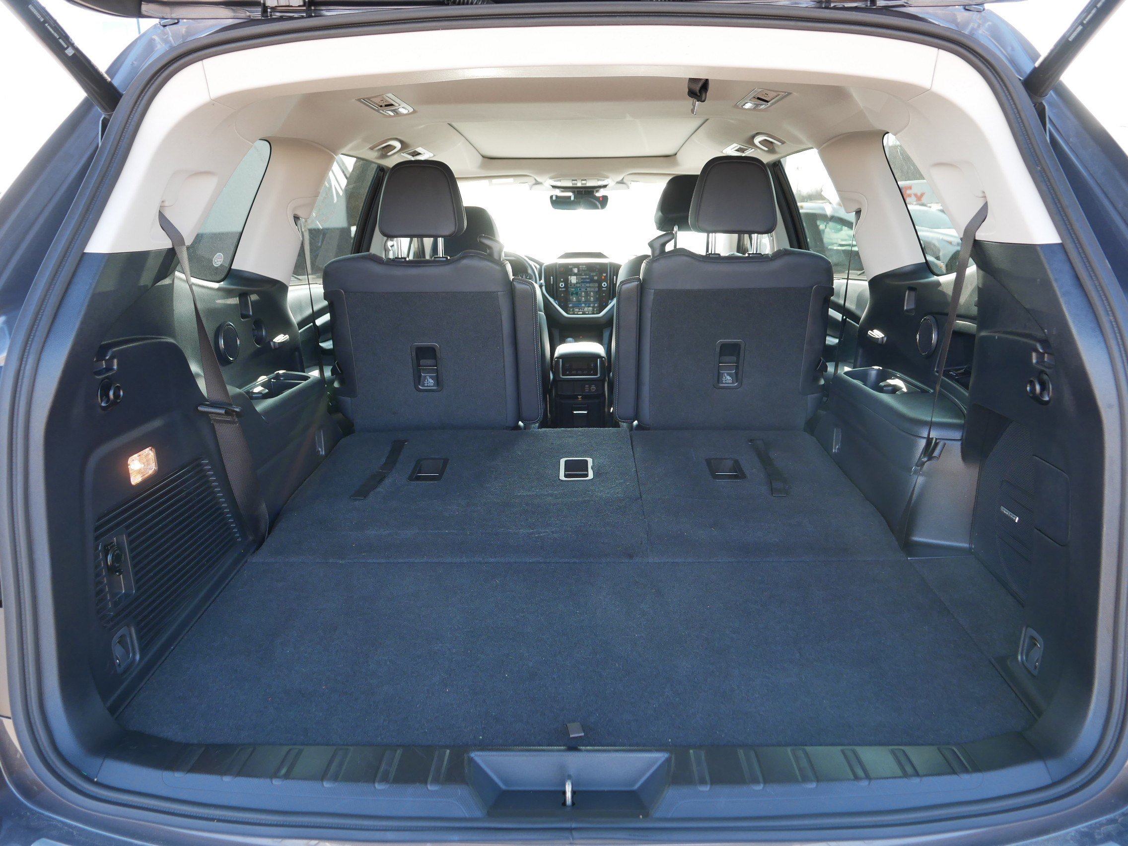 Used 2023 Subaru Ascent Limited w/ Technology Package image 18