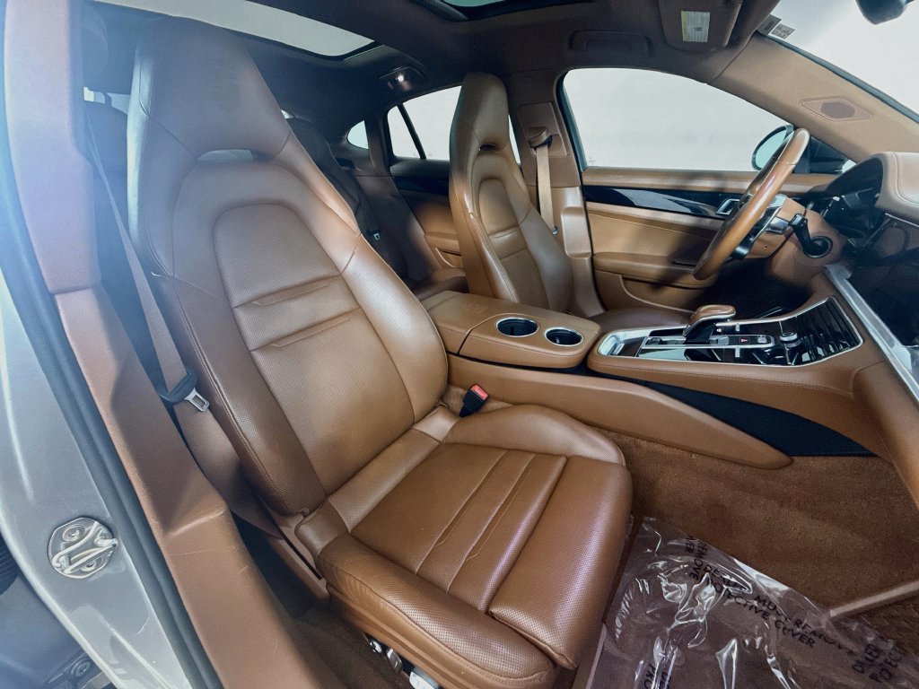 Used 2018 Porsche Panamera 4S w/ Premium Package Plus AWD/4WD image 30