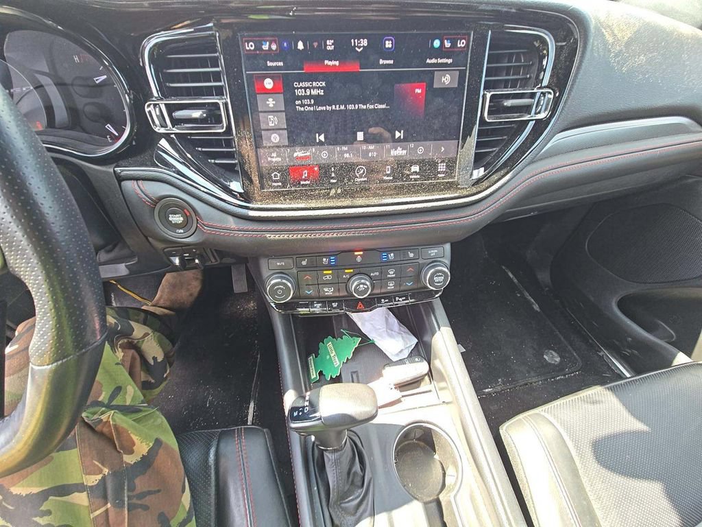 Used 2023 Dodge Durango R/T w/ Blacktop Package AWD/4WD image 4
