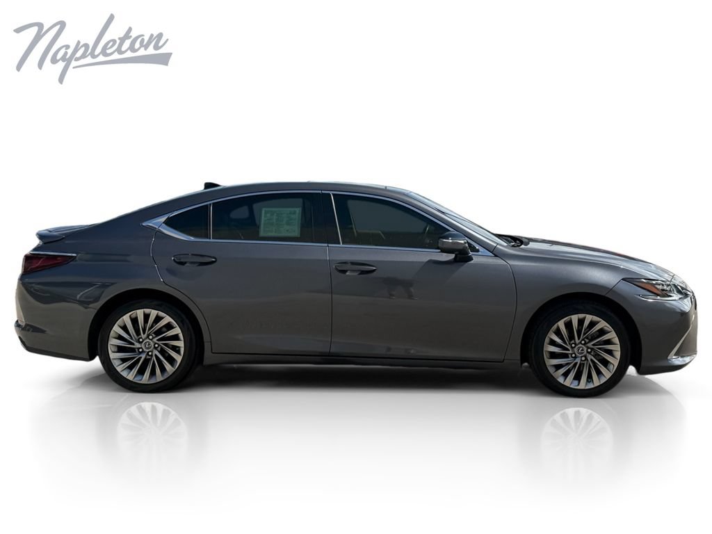 Used 2022 Lexus ES 350 Ultra Luxury w/ Accessory Package 2 FWD image 7