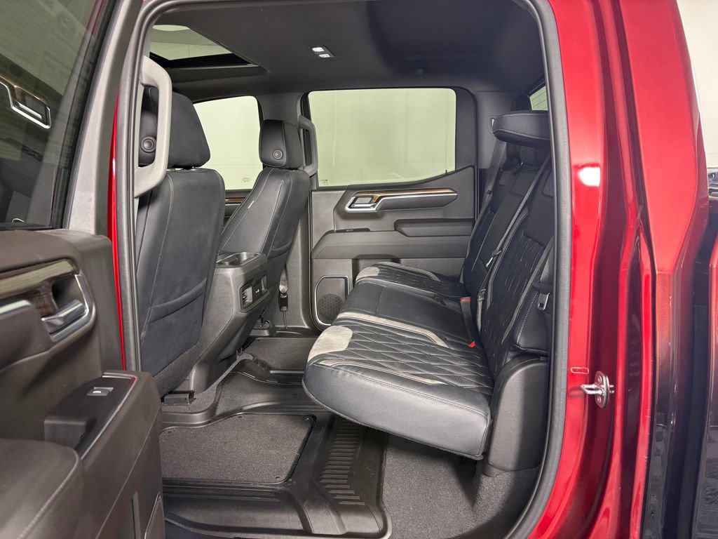 Used 2022 Chevrolet Silverado 1500 RST AWD/4WD image 30