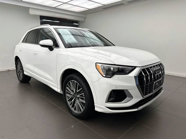 Used 2022 Audi Q3 2.0T Premium AWD/4WD image 5