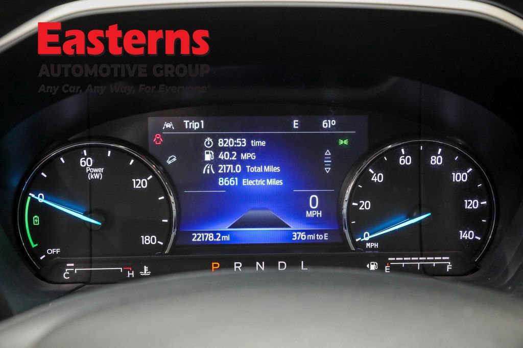 Used 2022 Ford Escape SE image 18