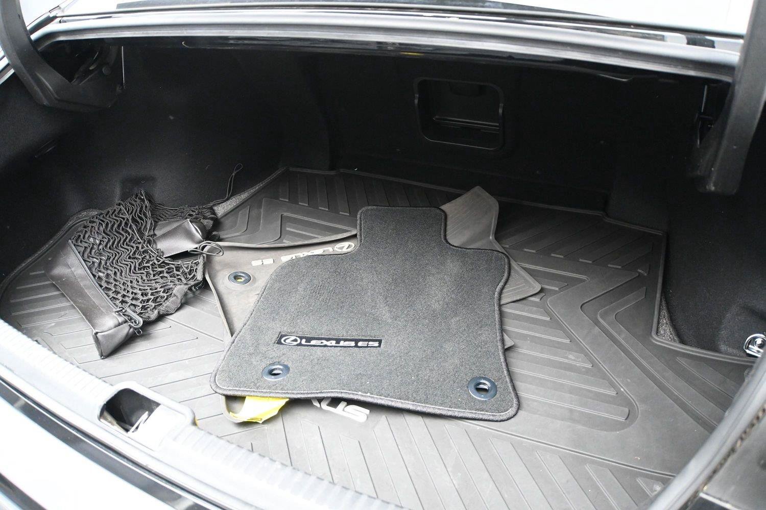Used 2022 Lexus ES 350 w/ Premium Package FWD image 15