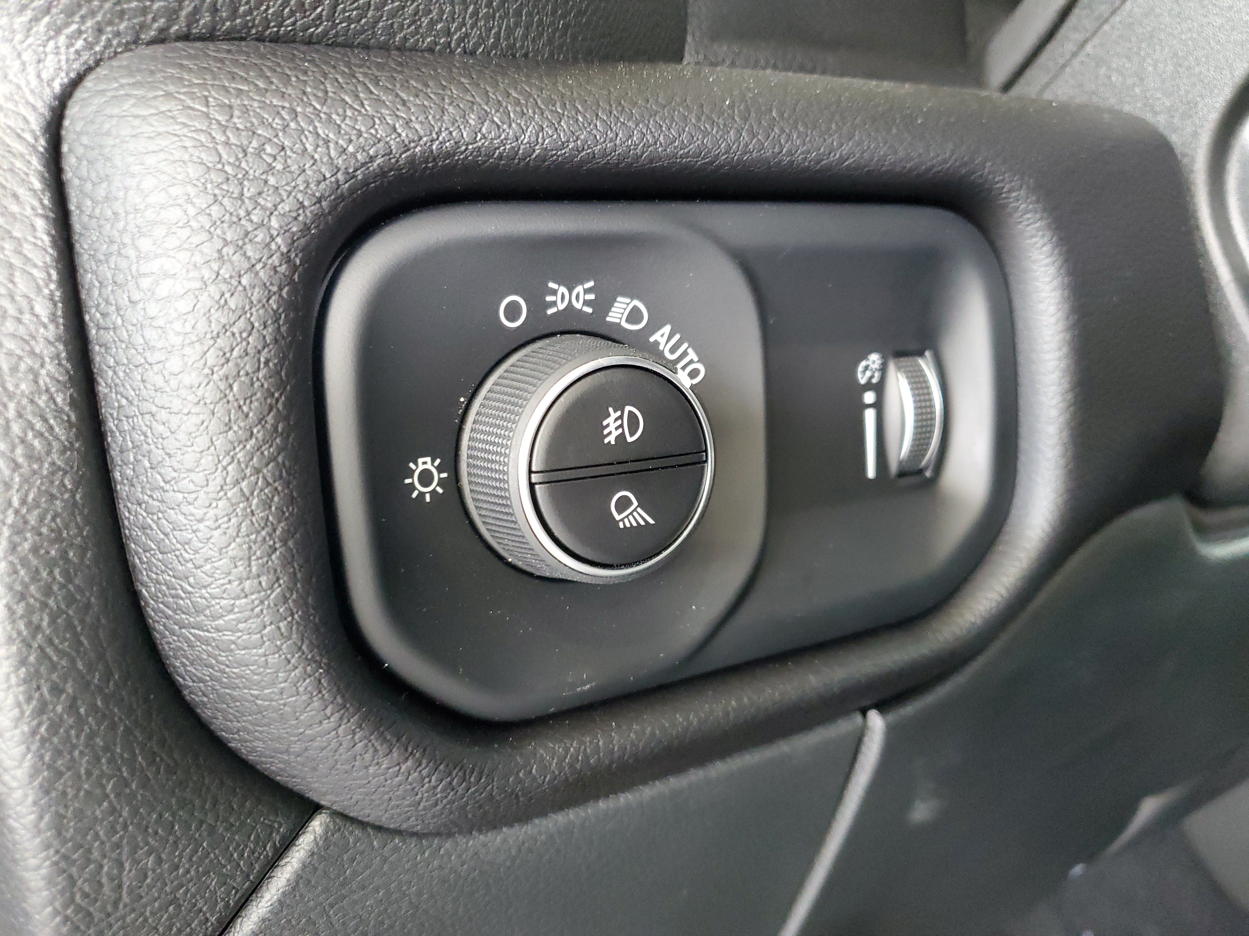 New 2025 RAM 2500 Big Horn AWD/4WD image 20