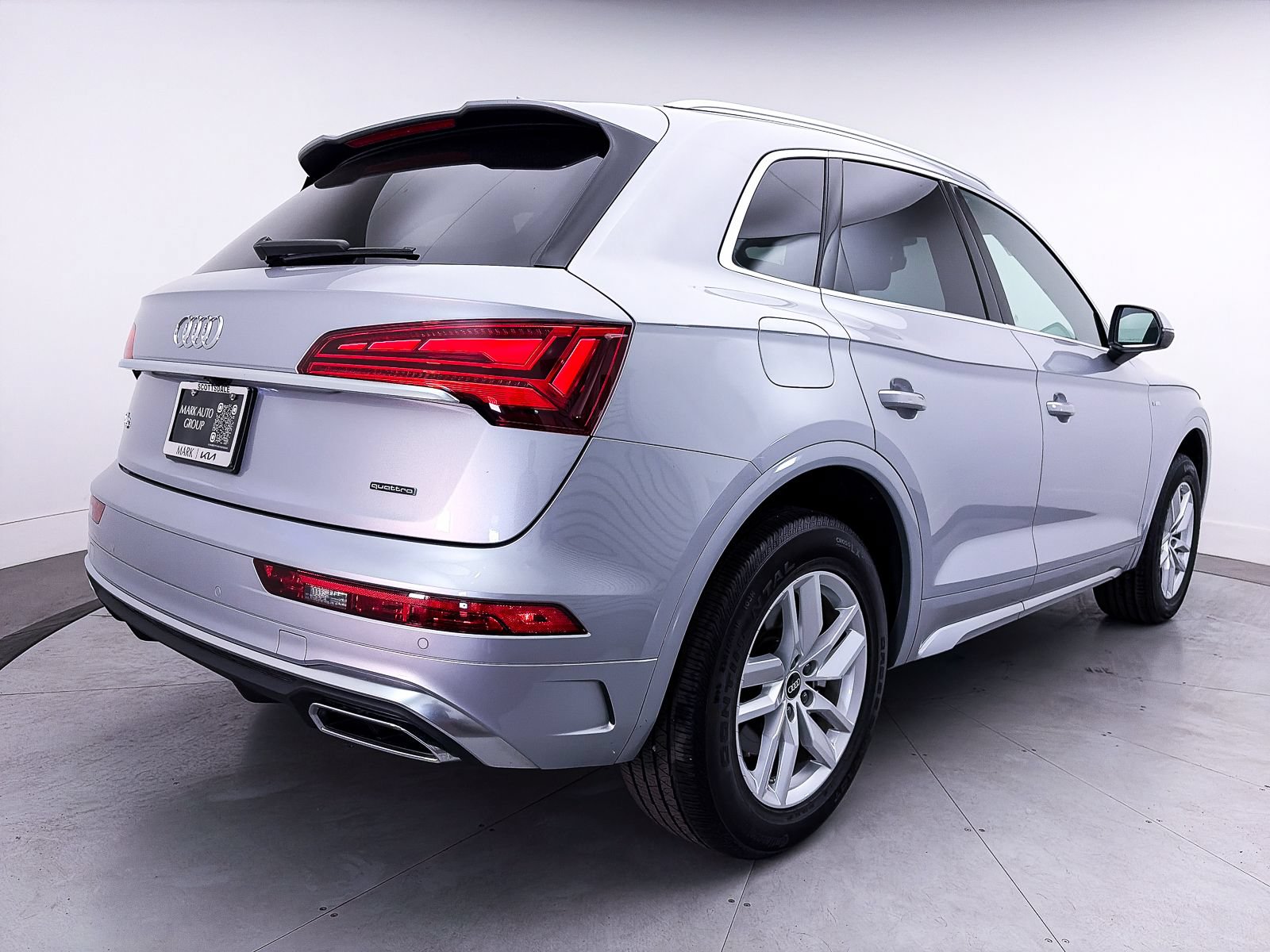Used 2022 Audi Q5 2.0T Premium w/ Convenience Package AWD/4WD image 14