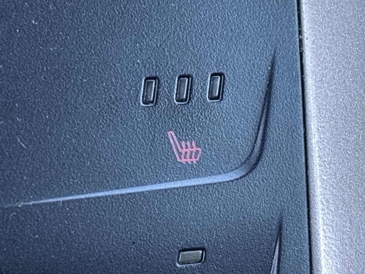 Used 2013 Ford Fusion SE image 24