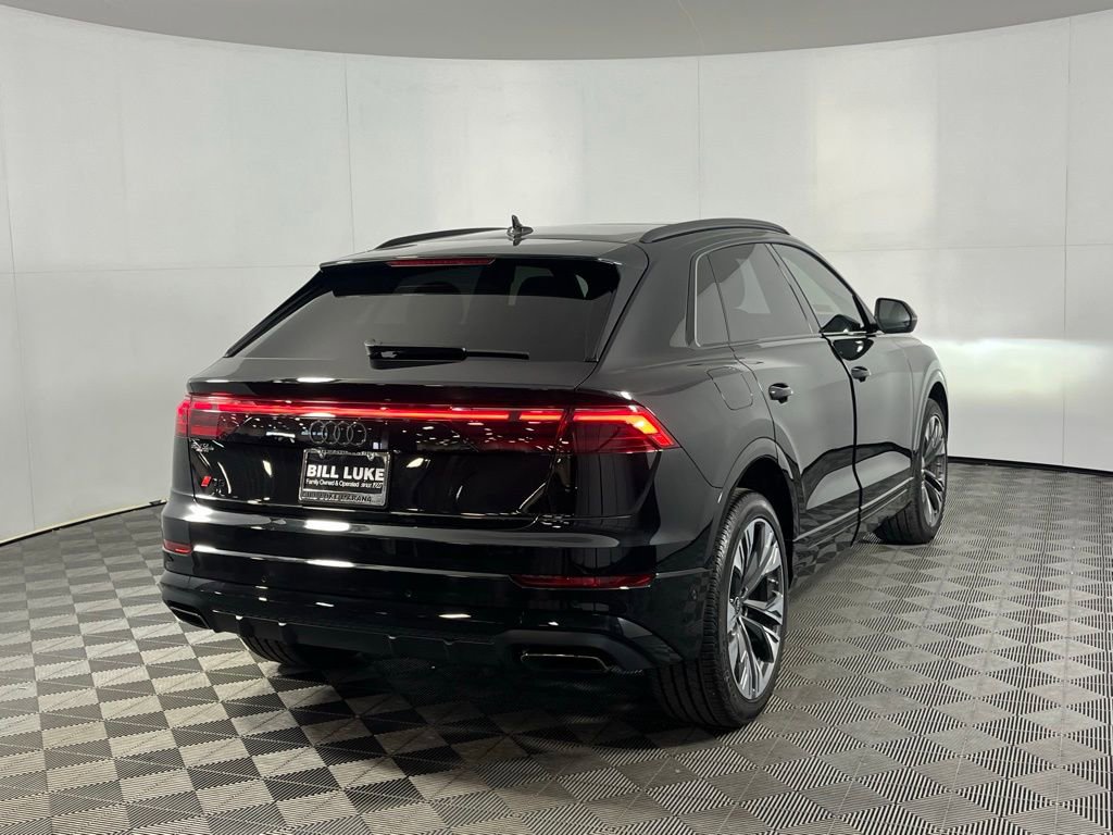Used 2024 Audi Q8 Premium Plus w/ Premium Plus Package image 5