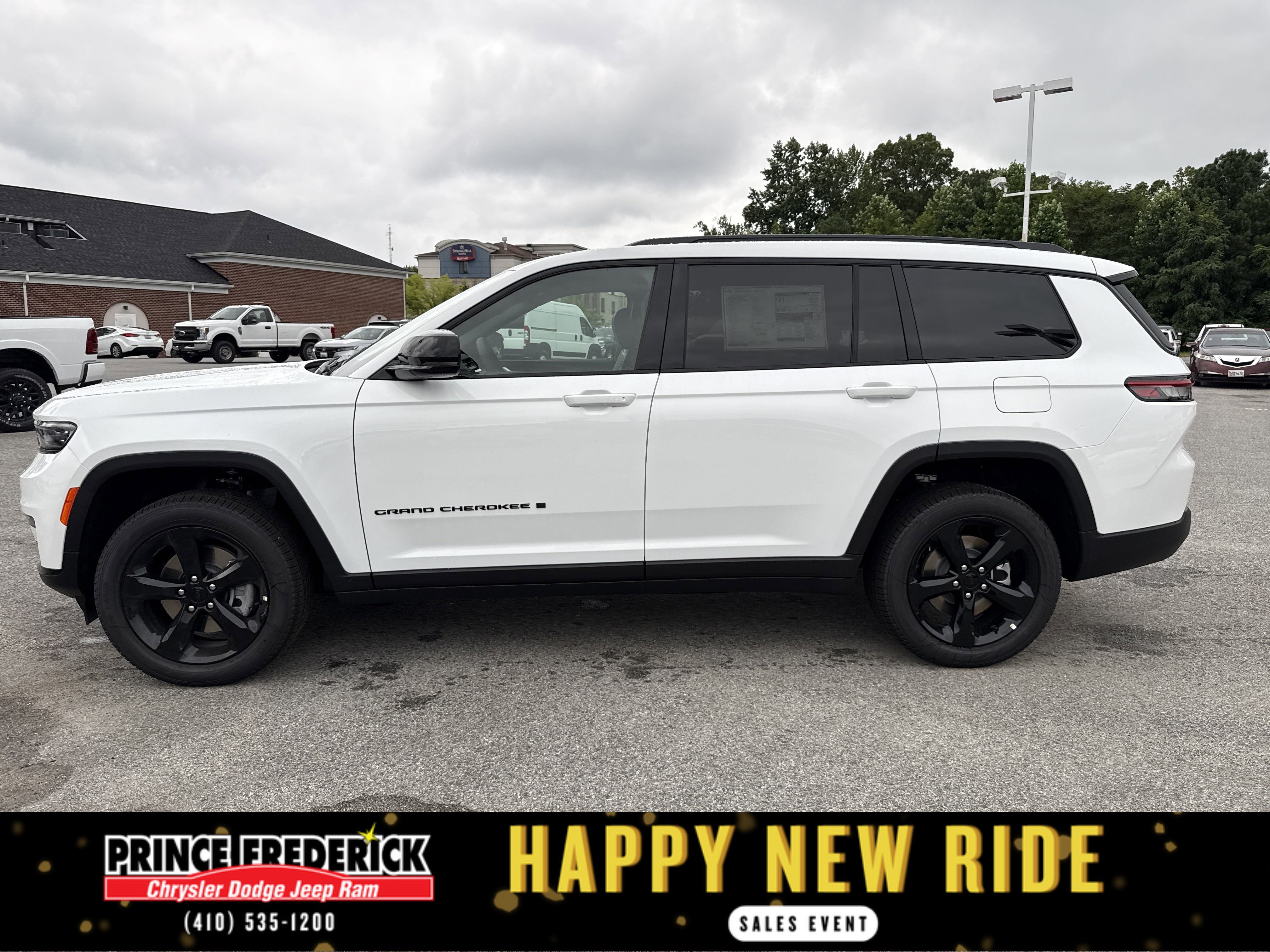 New 2025 Jeep Grand Cherokee L Limited w/ Black Appearance Package image 6