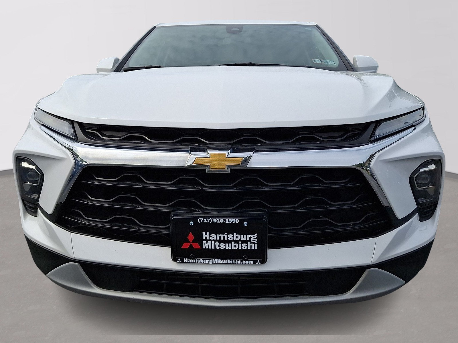 Used 2024 Chevrolet Blazer LT AWD/4WD image 2