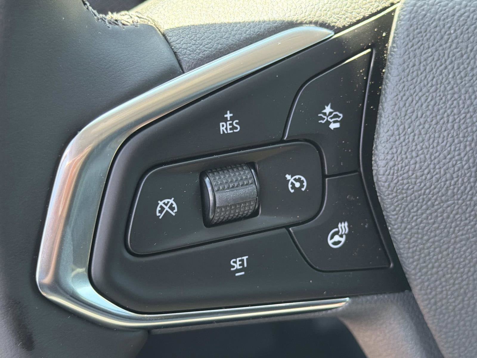 New 2026 Chevrolet TrailBlazer LT w/ Convenience Package FWD image 6