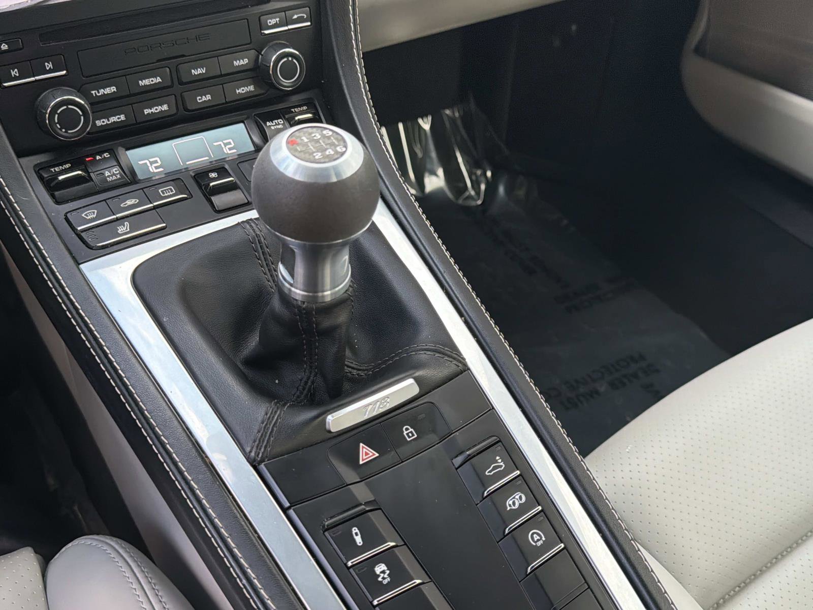 Used 2019 Porsche 718 Cayman S RWD image 21