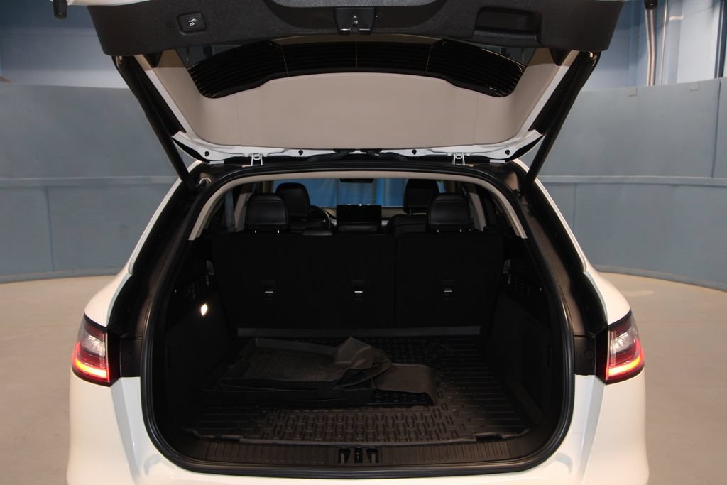 Used 2023 Lincoln Nautilus FWD image 39