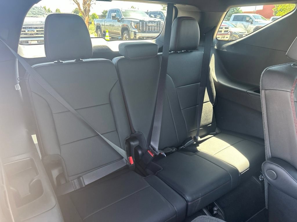 Certified 2026 Chevrolet Traverse RS AWD/4WD image 28