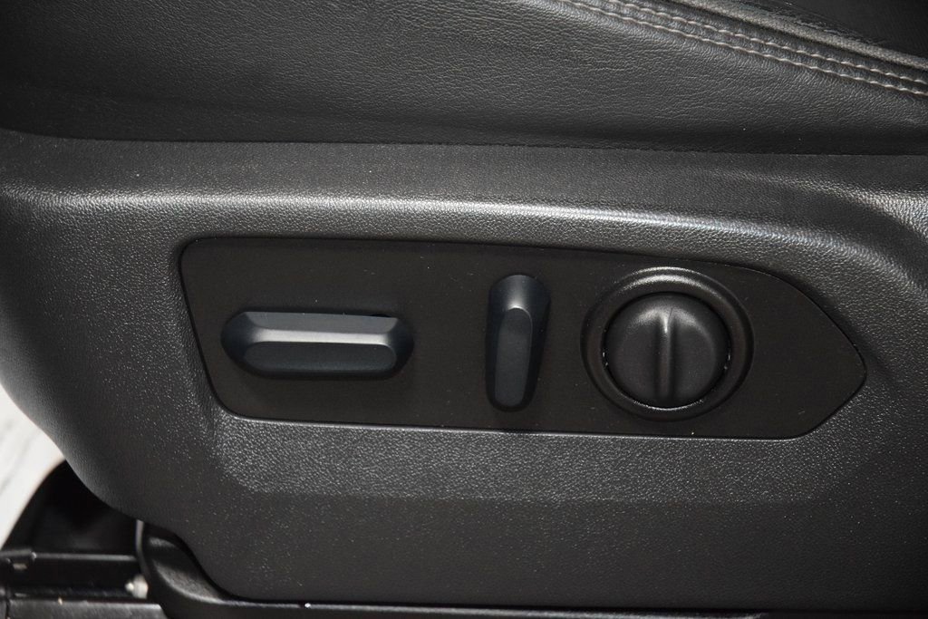 Used 2023 Chevrolet Silverado 2500 High Country w/ Z71 Off-Road Package image 42