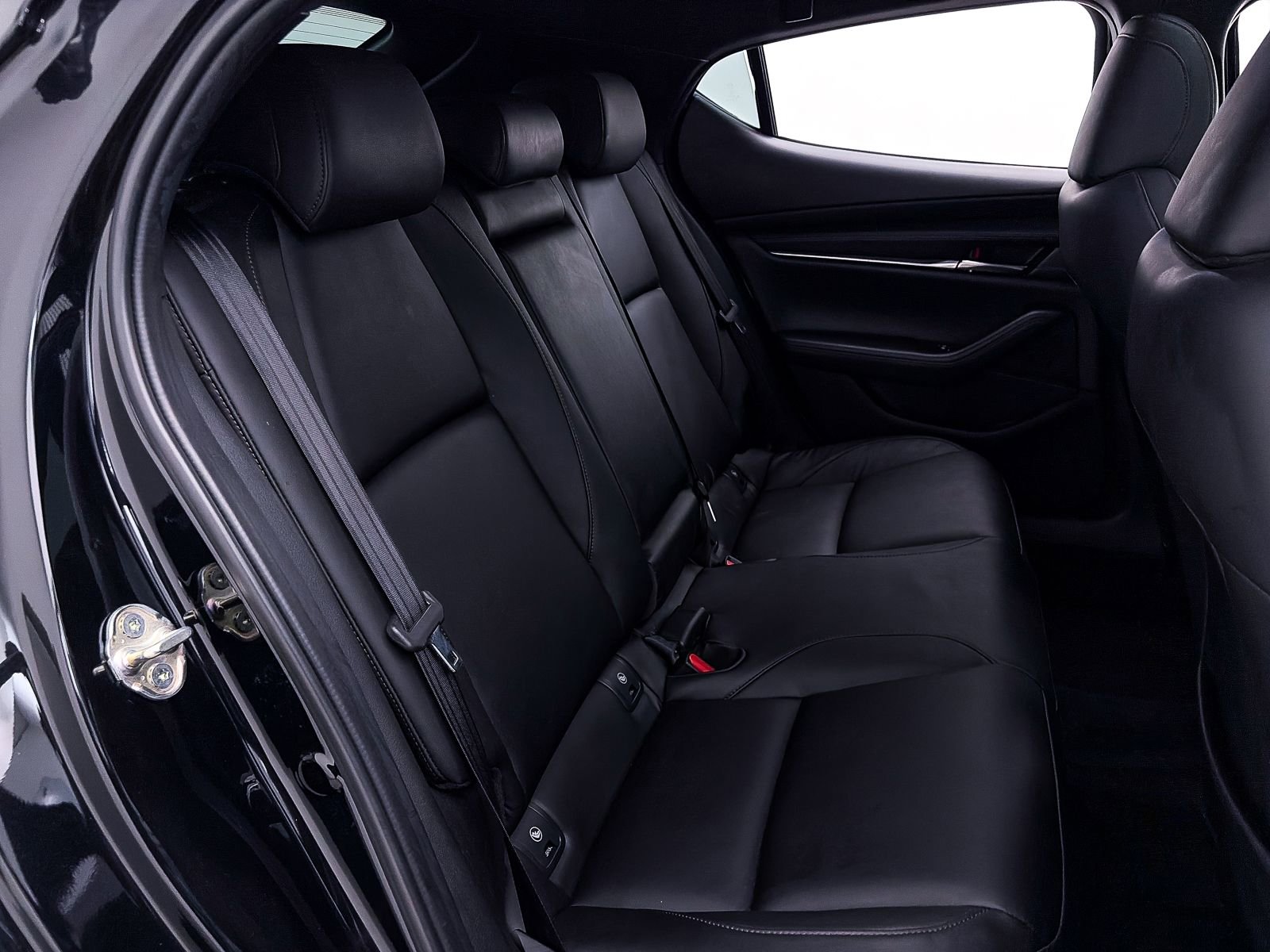 Certified 2022 MAZDA MAZDA3 s image 37