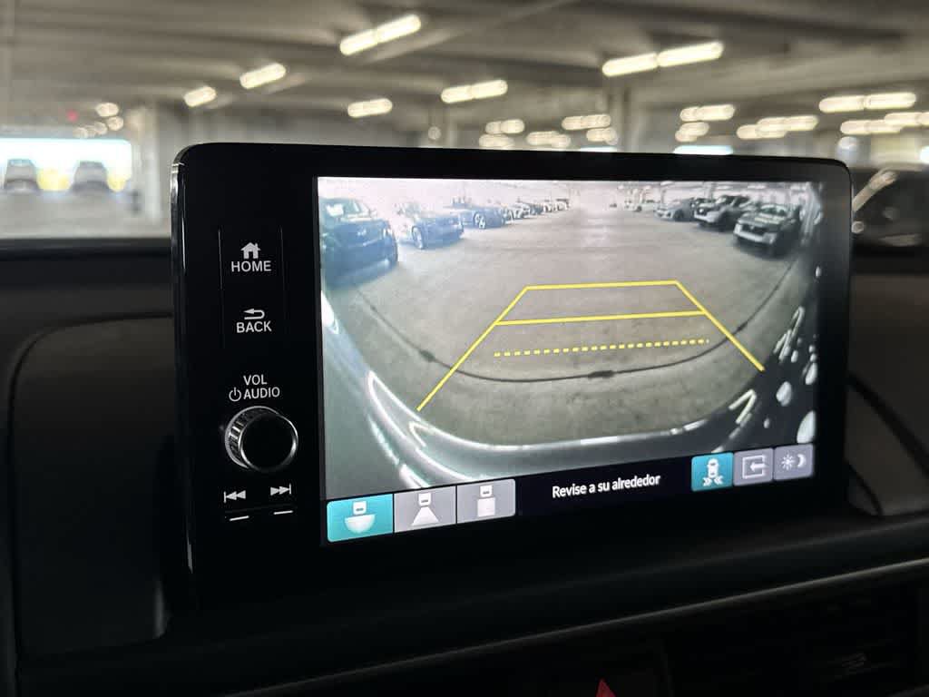 Used 2024 Honda Pilot Touring image 17