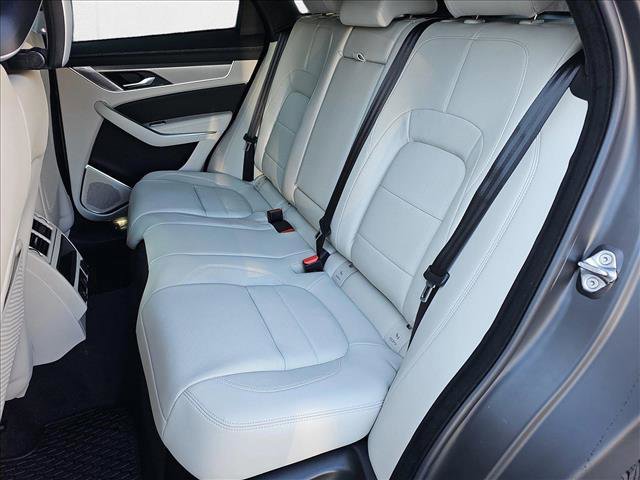 New 2025 Jaguar F-PACE R-Dynamic S image 14