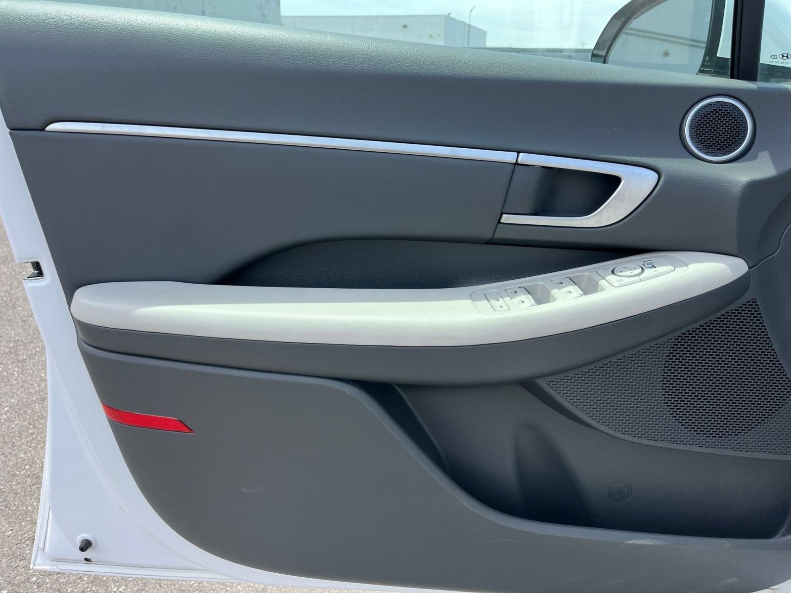 Used 2025 Hyundai Sonata SEL FWD image 18