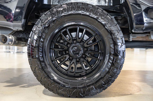 Used 2022 Ford F250 Platinum w/ FX4 Off-Road Package AWD/4WD image 26