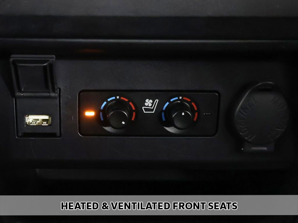 Used 2023 Toyota 4Runner Limited AWD/4WD image 6