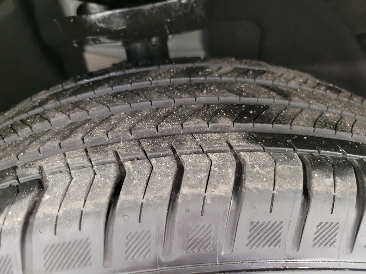 Used 2025 Chevrolet Equinox LT image 4