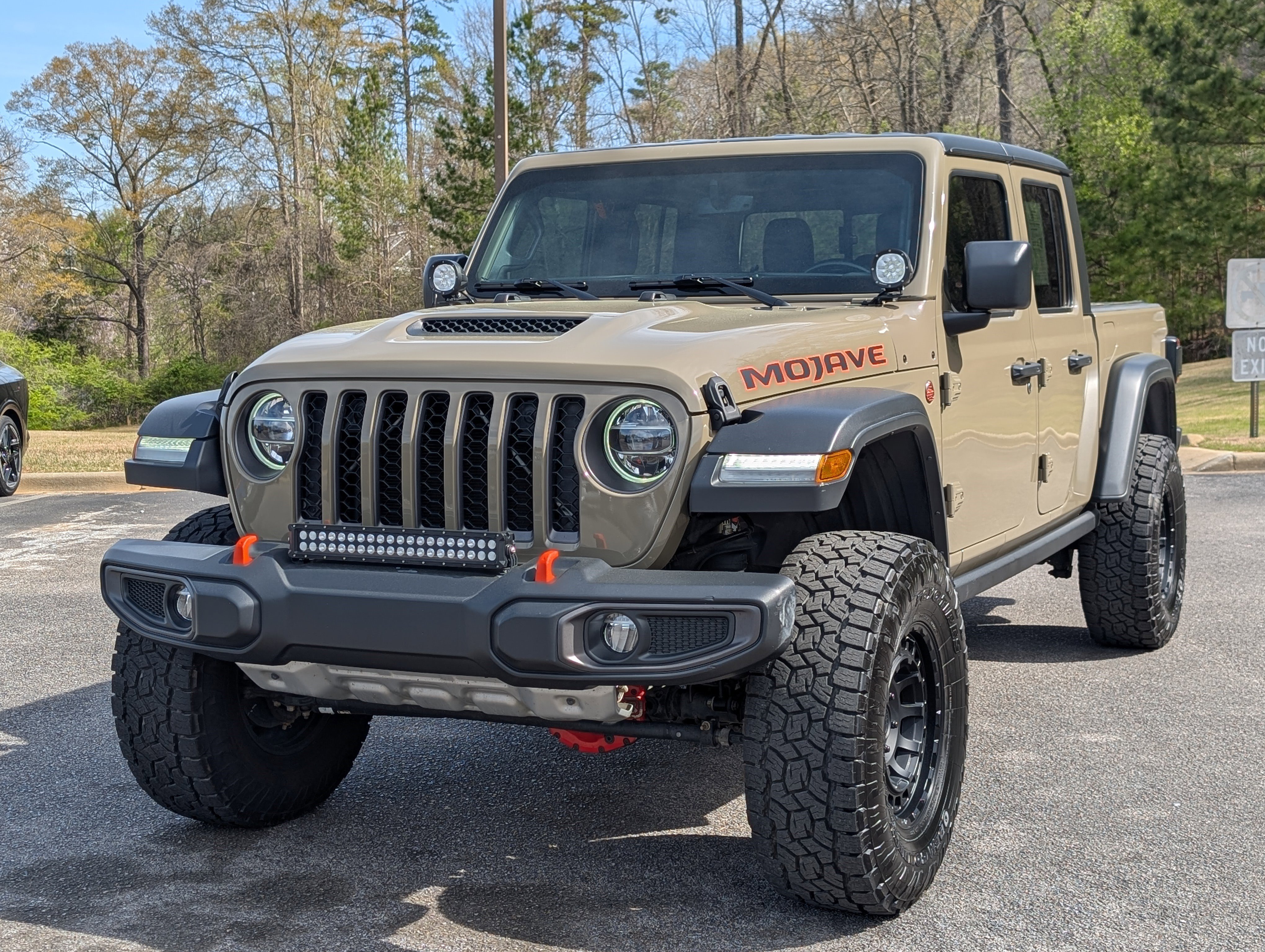 Used 2020 Jeep Gladiator Mojave image 5