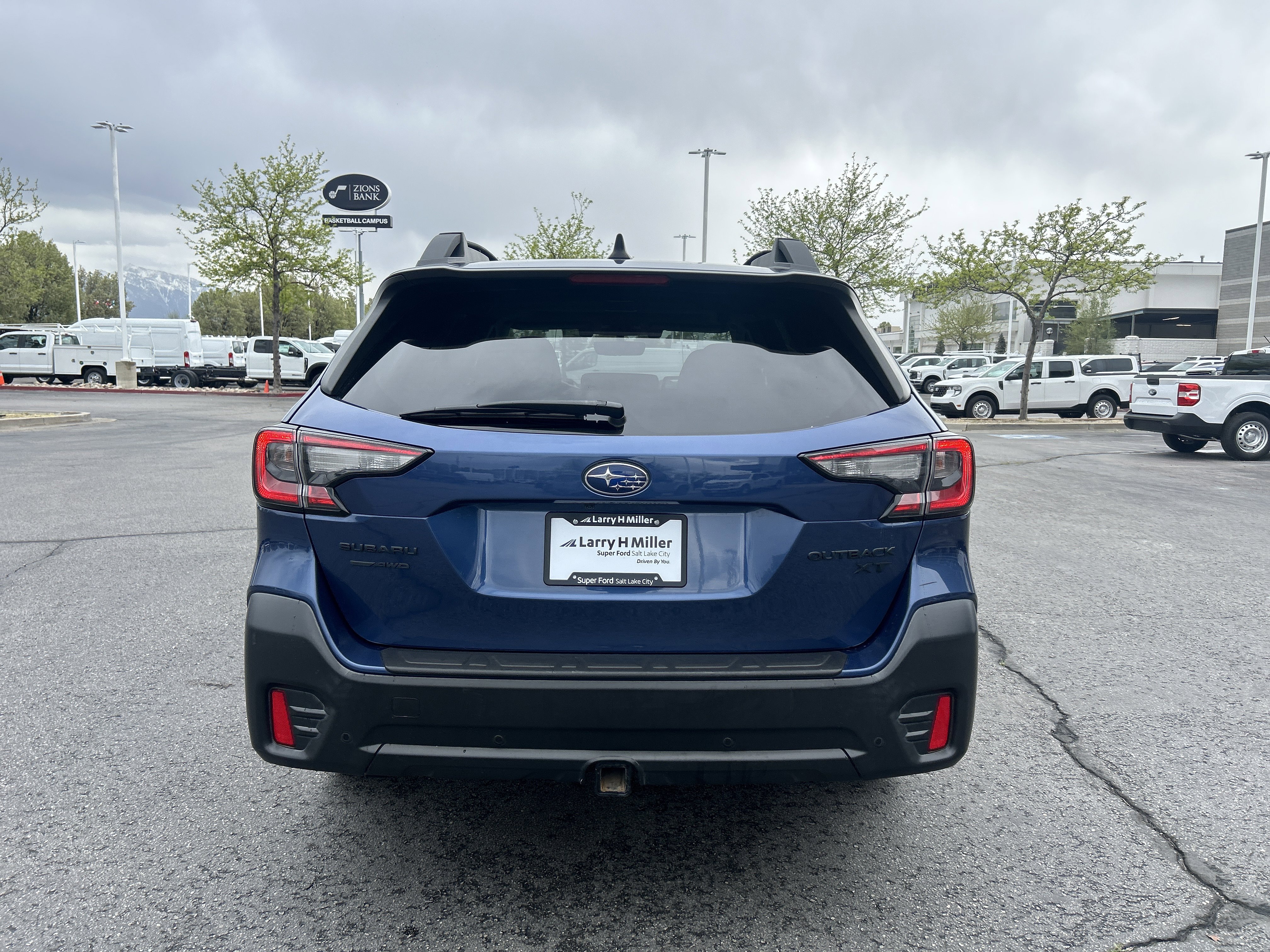Used 2020 Subaru Outback Onyx Edition XT image 4