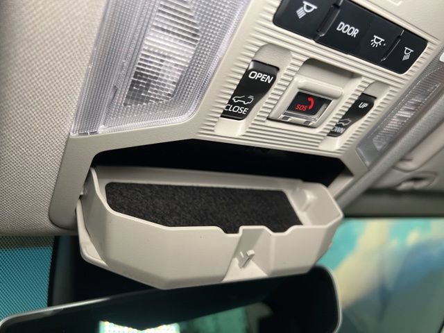 Used 2024 Toyota RAV4 Limited AWD/4WD image 46