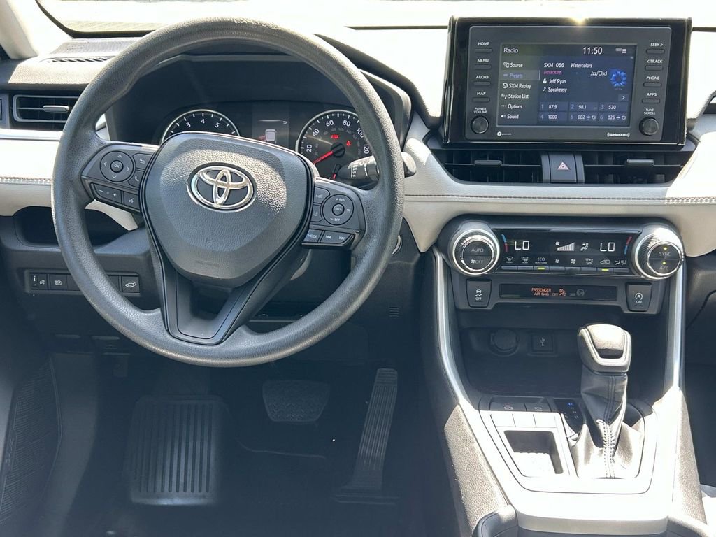 Used 2022 Toyota RAV4 XLE w/ Convenience Package FWD image 25