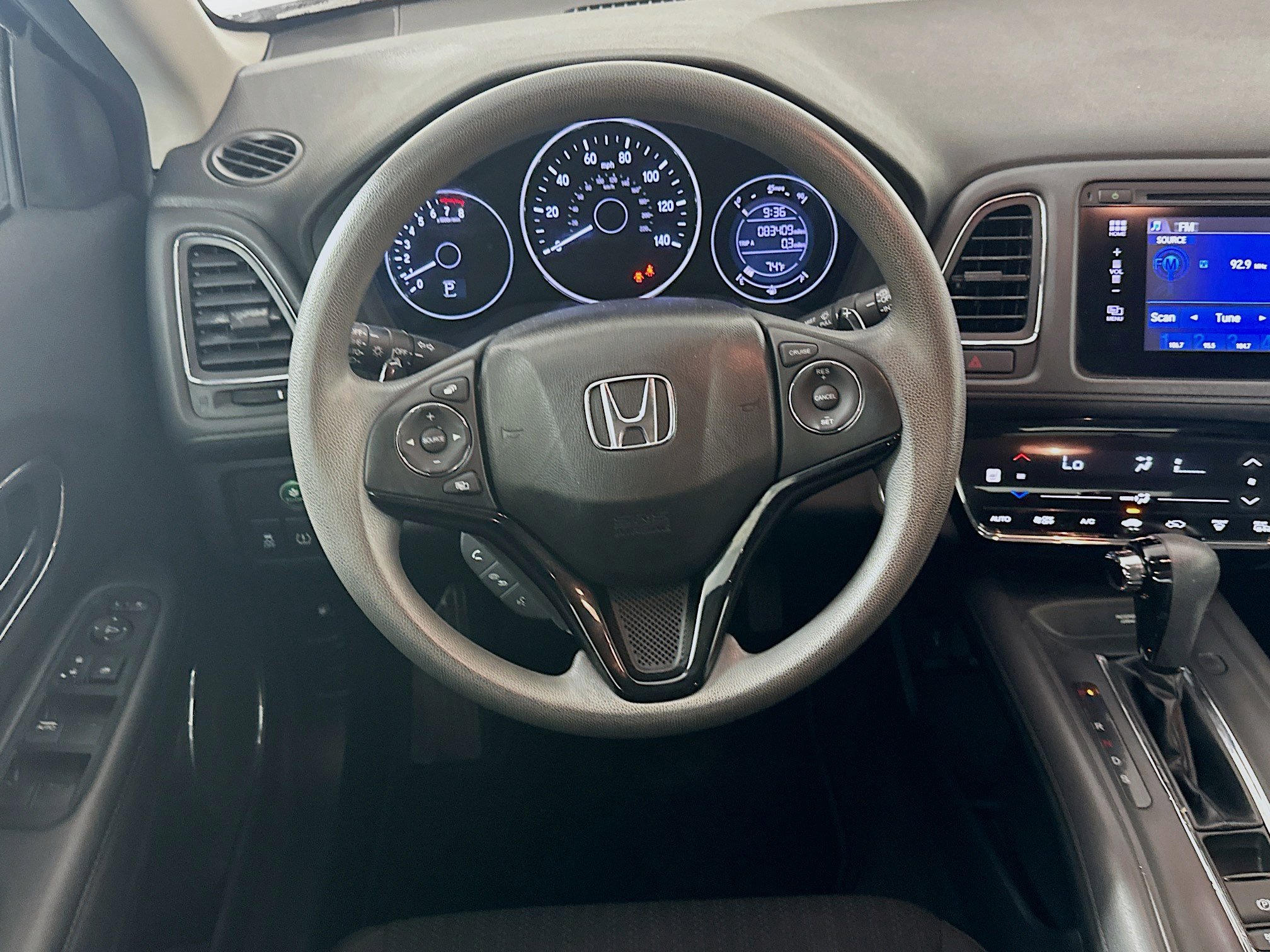 Used 2018 Honda HR-V EX image 17