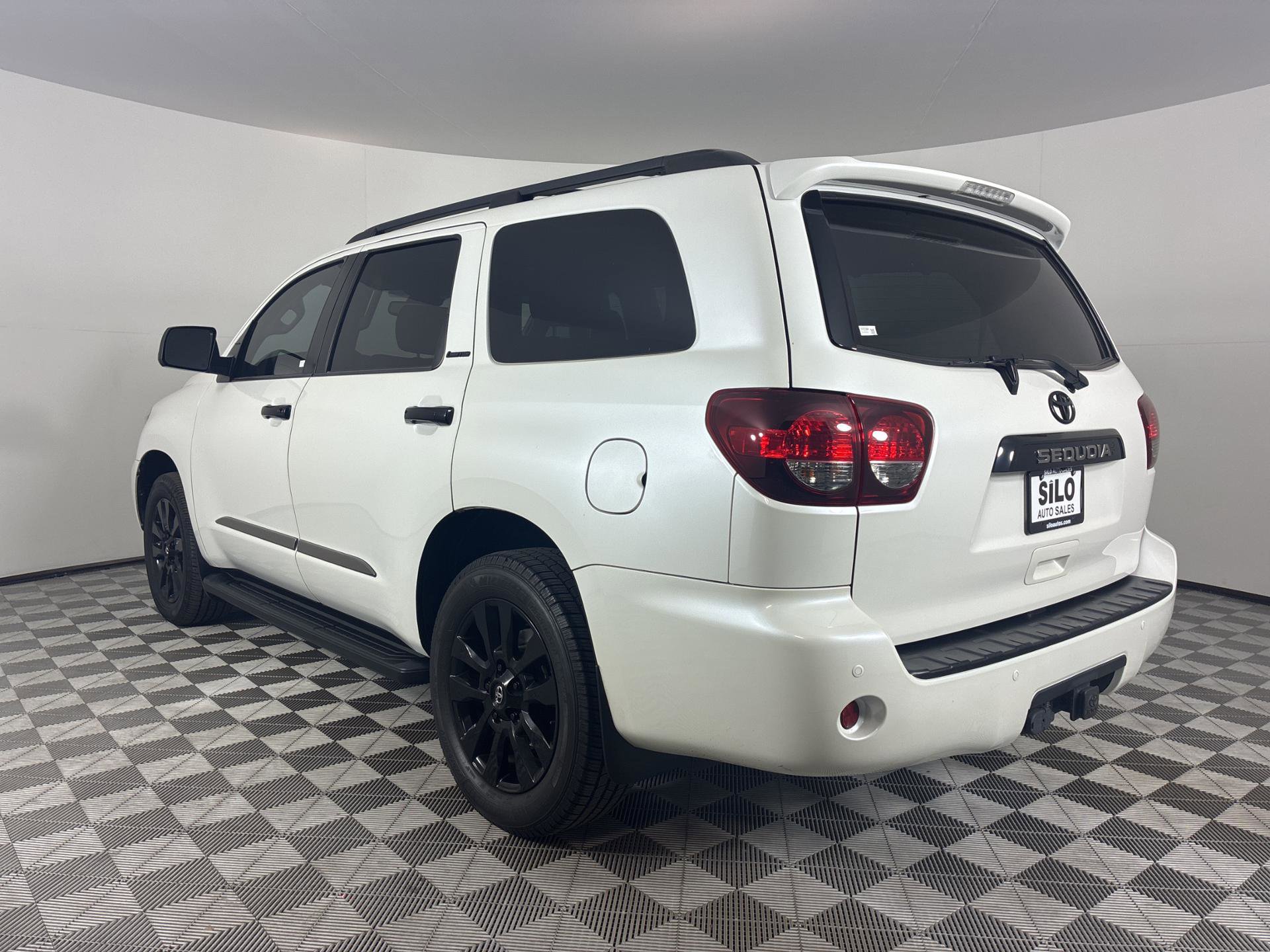 Used 2021 Toyota Sequoia Nightshade image 3