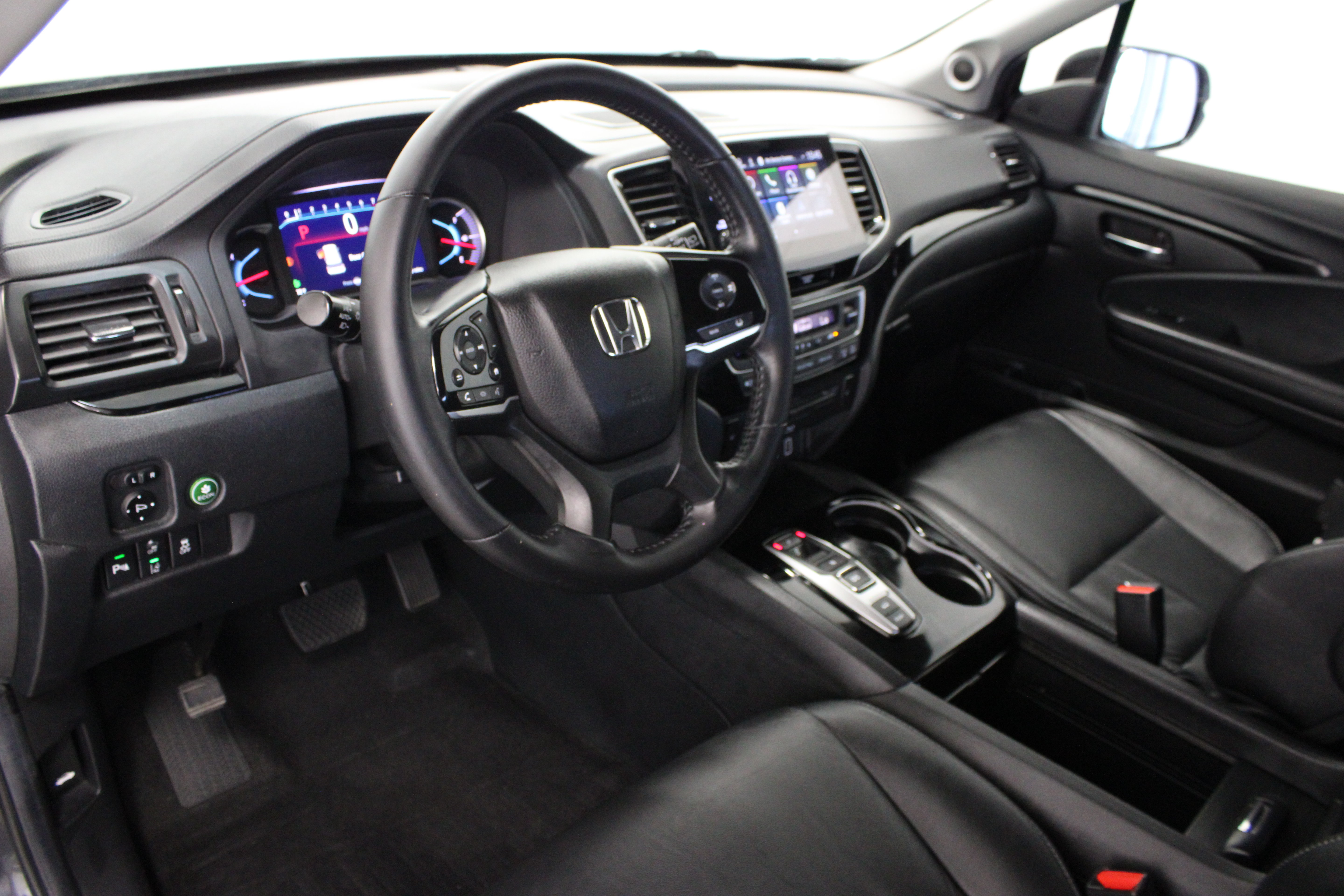 Used 2022 Honda Pilot Touring image 13