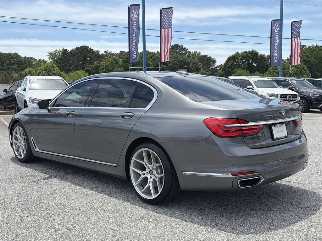 Used 2018 BMW 740i RWD image 4