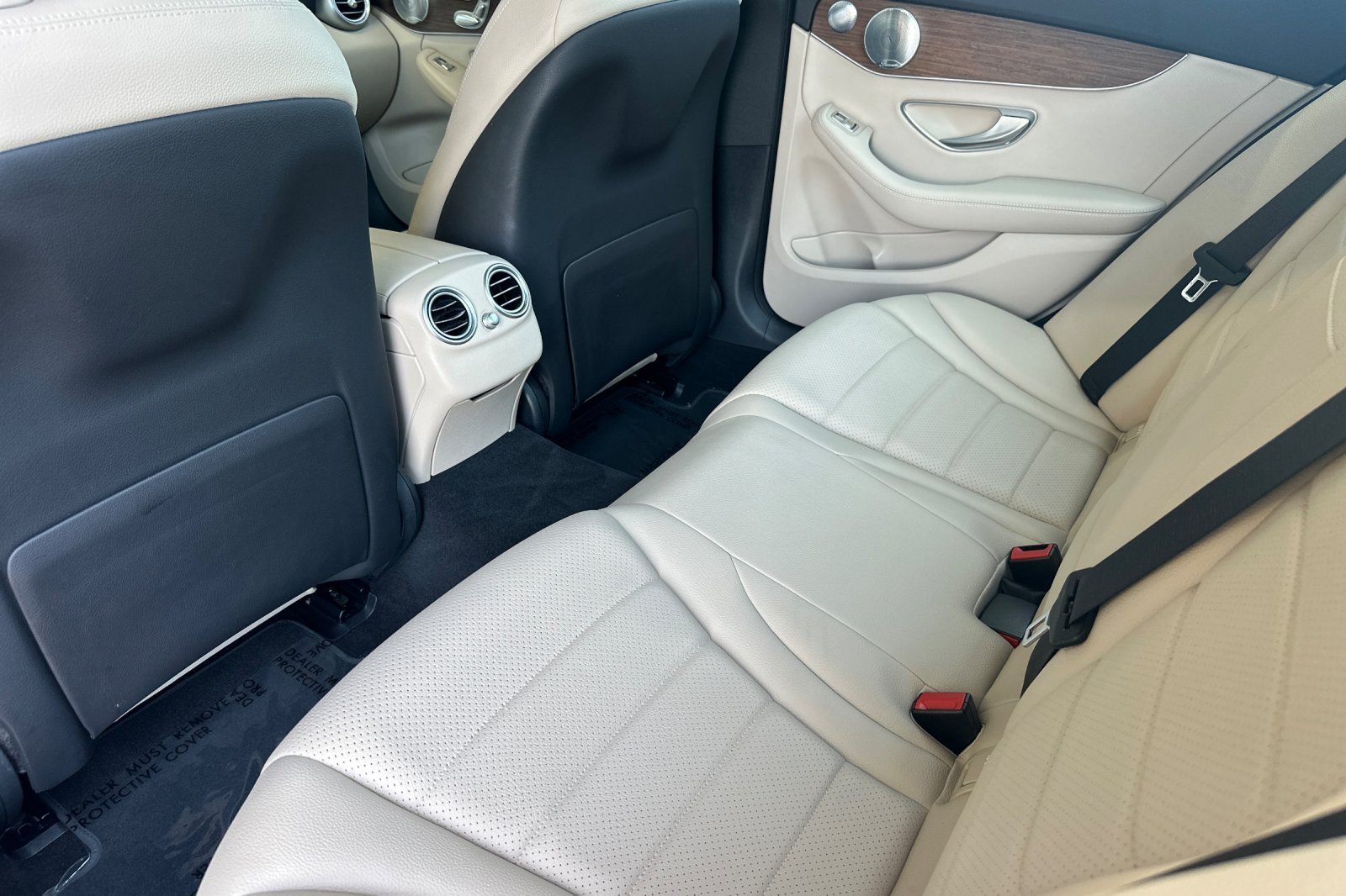 Used 2021 Mercedes-Benz C 300 Sedan w/ Premium Package image 11
