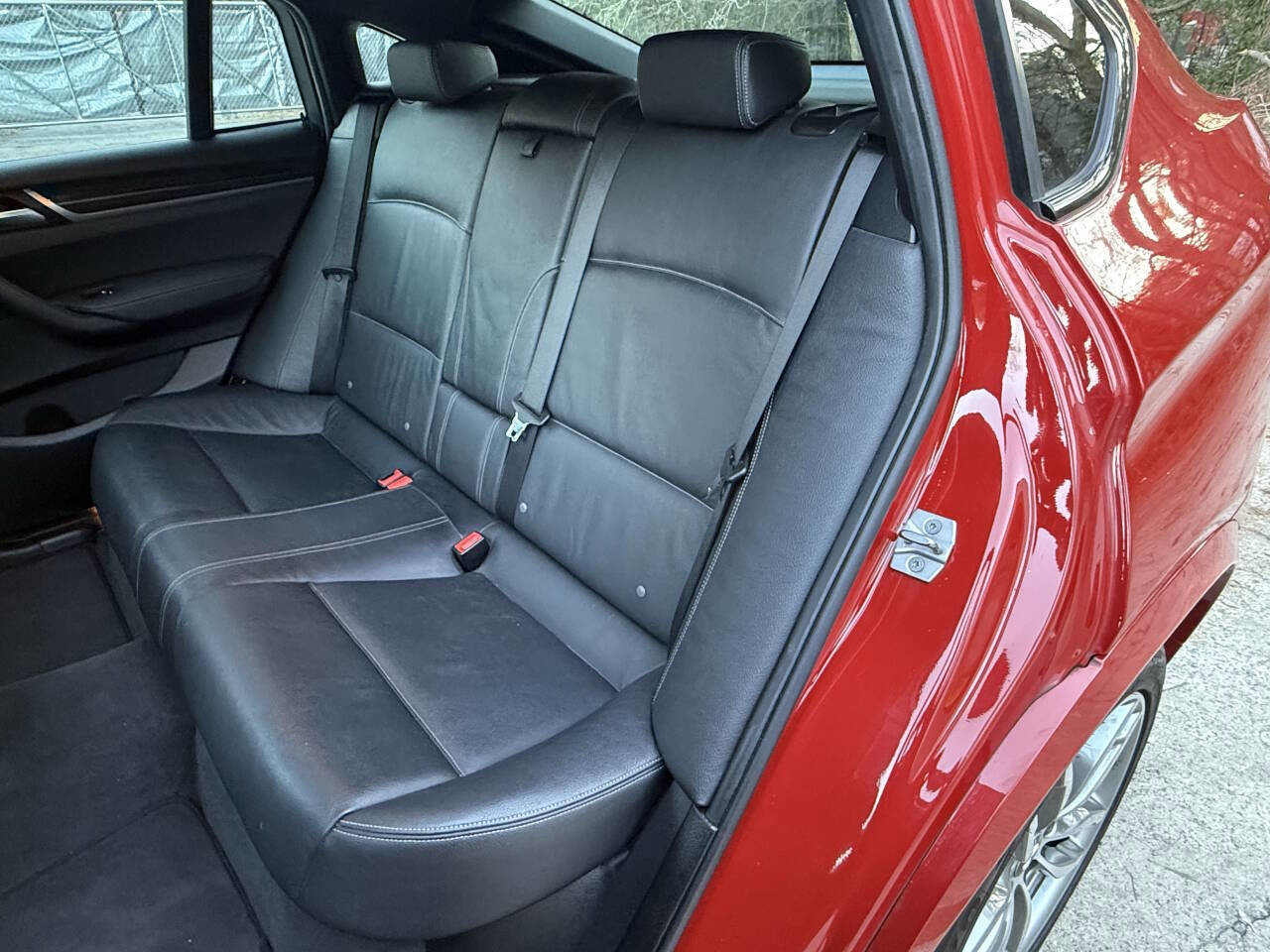 Used 2017 BMW X4 M40i image 18