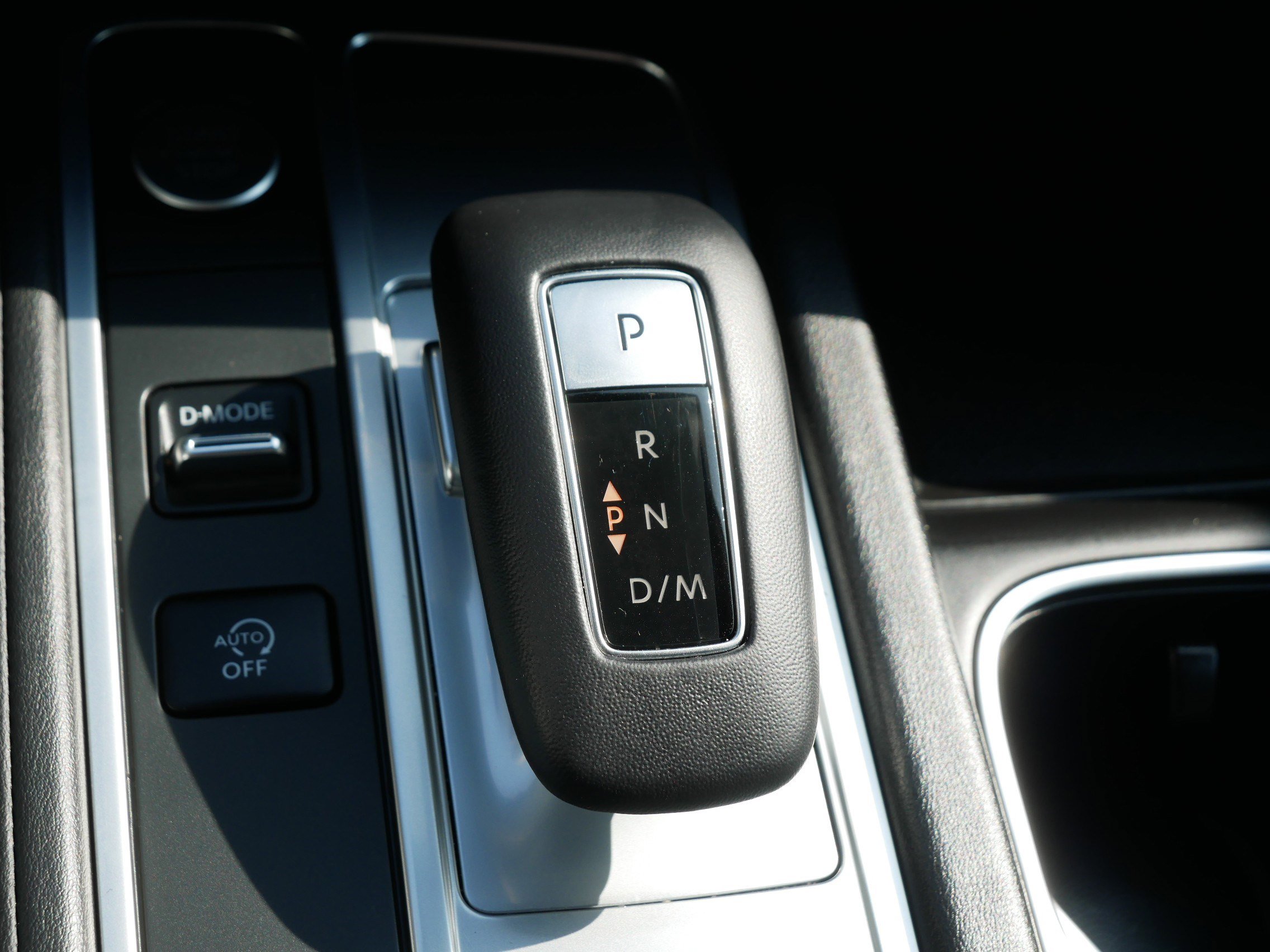 Certified 2025 INFINITI QX60 Luxe image 24