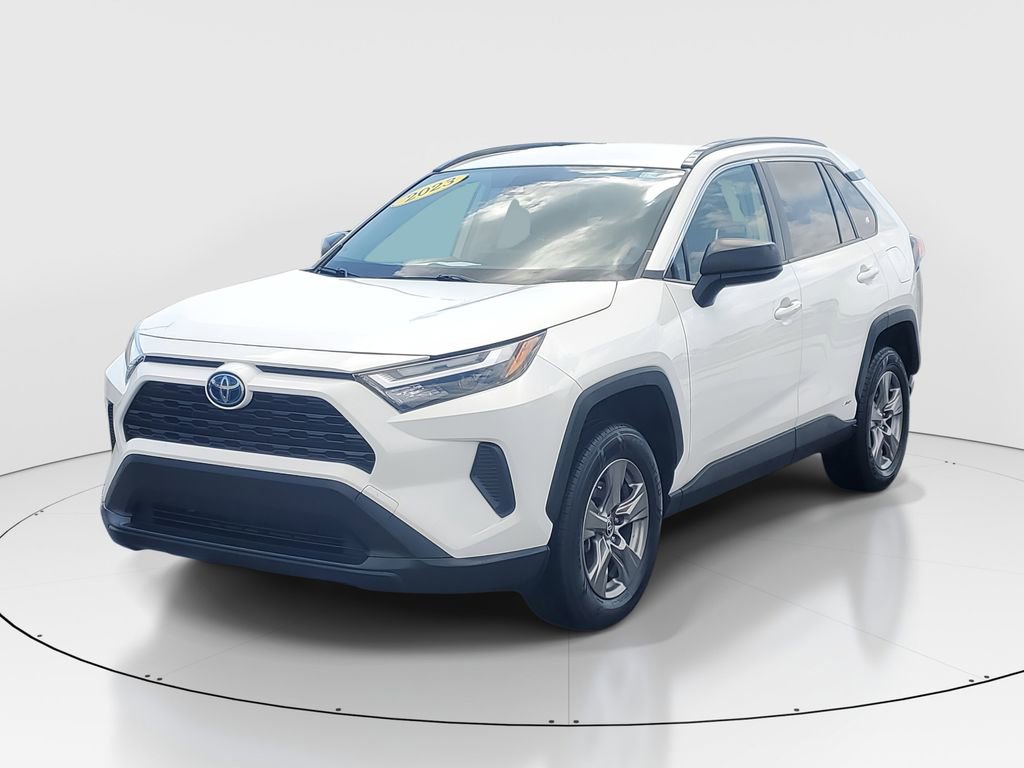Used 2023 Toyota RAV4 LE image 3