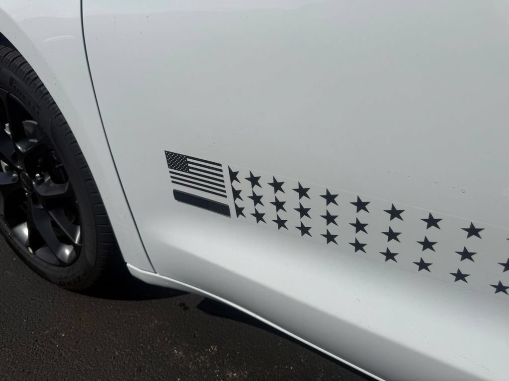New 2027 Chrysler Pacifica Select FWD image 11