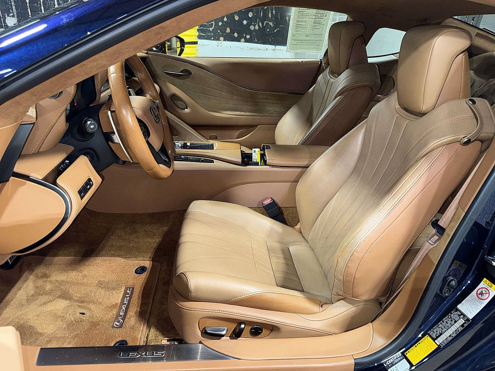Used 2018 Lexus LC 500 Coupe w/ Touring Package RWD image 15