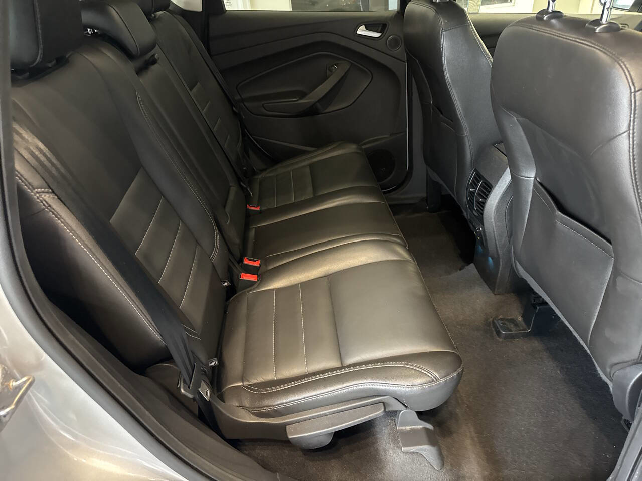 Used 2016 Ford Escape Titanium image 33