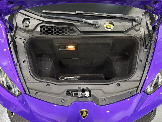 Used 2017 Lamborghini Huracan LP 610-4 AWD/4WD image 23