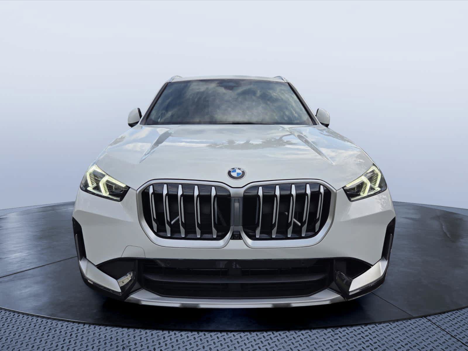 Certified 2026 BMW X1 xDrive28i w/ Technology Package AWD/4WD image 8